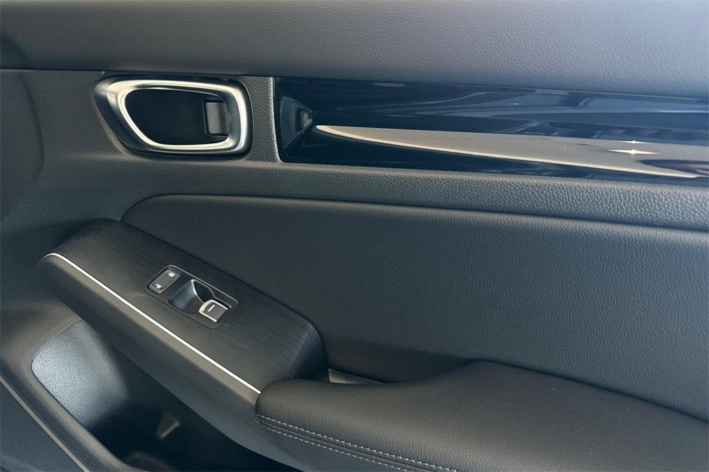 new 2026 Honda Civic Hybrid car, priced at $33,945