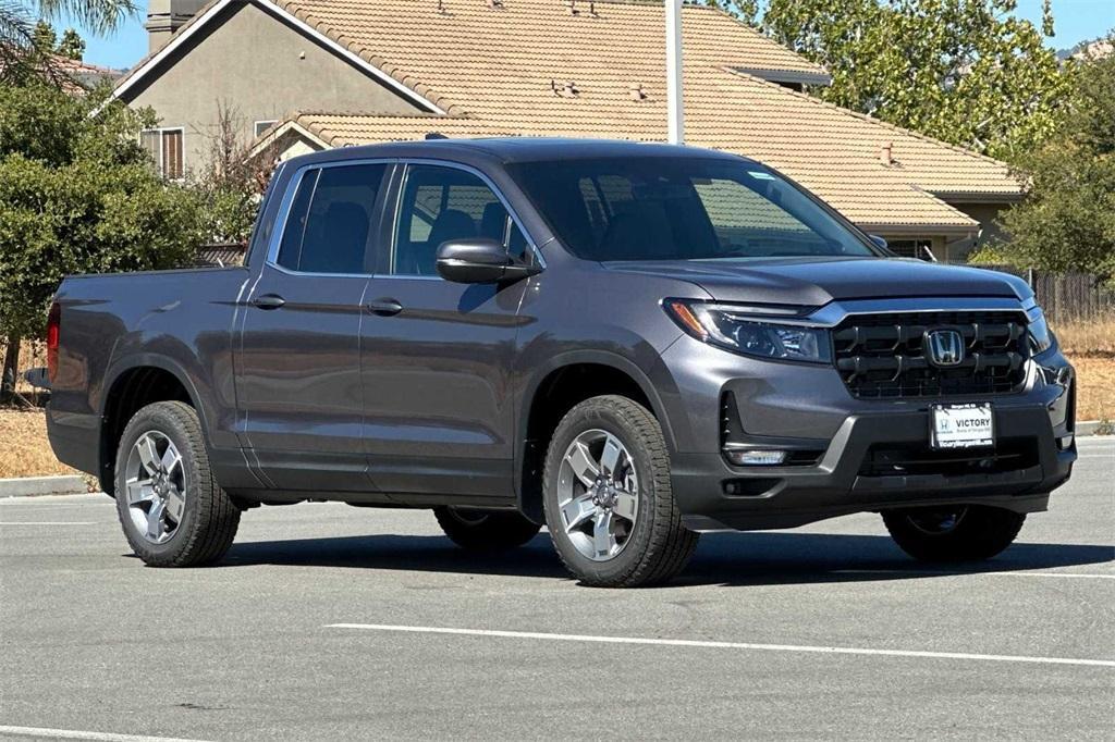 new 2025 Honda Ridgeline car, priced at $44,375