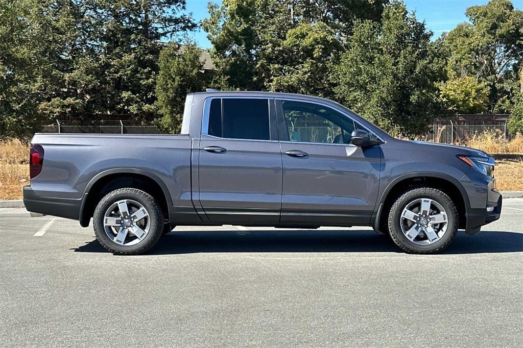 new 2025 Honda Ridgeline car, priced at $44,375