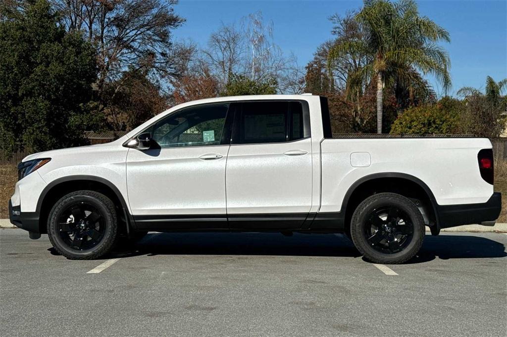 new 2025 Honda Ridgeline car, priced at $48,600