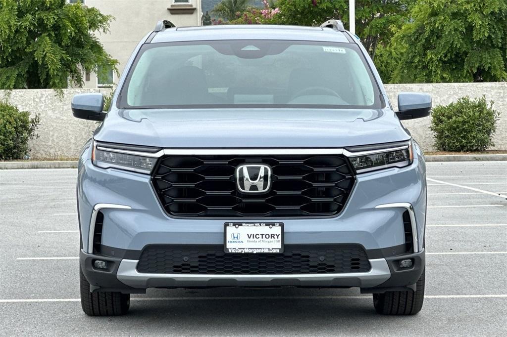new 2025 Honda Pilot car, priced at $51,505
