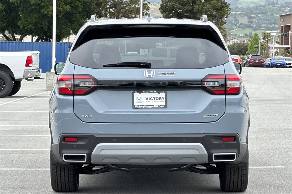 new 2025 Honda Pilot car, priced at $51,505
