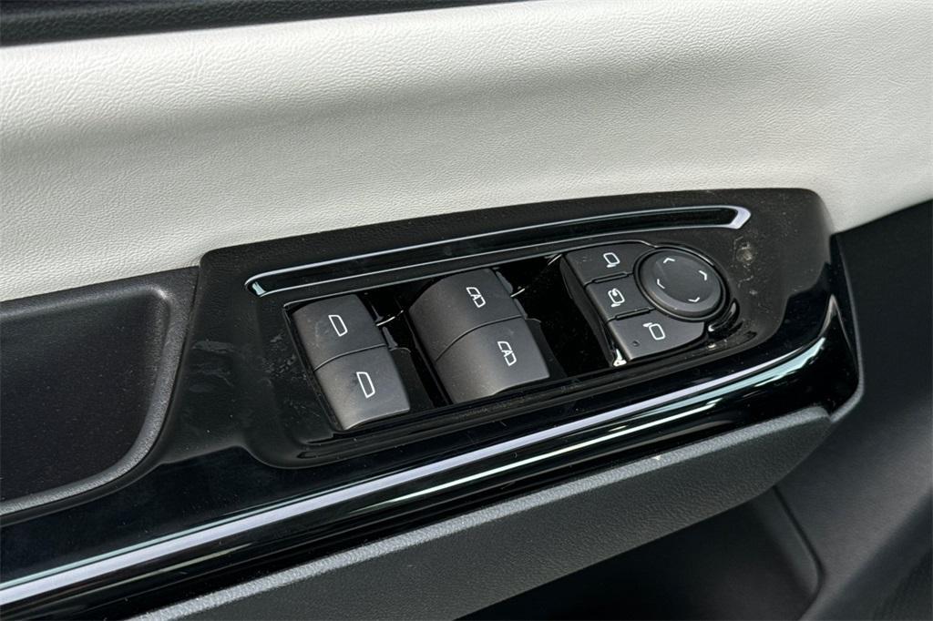 new 2025 Honda Prologue car, priced at $59,805