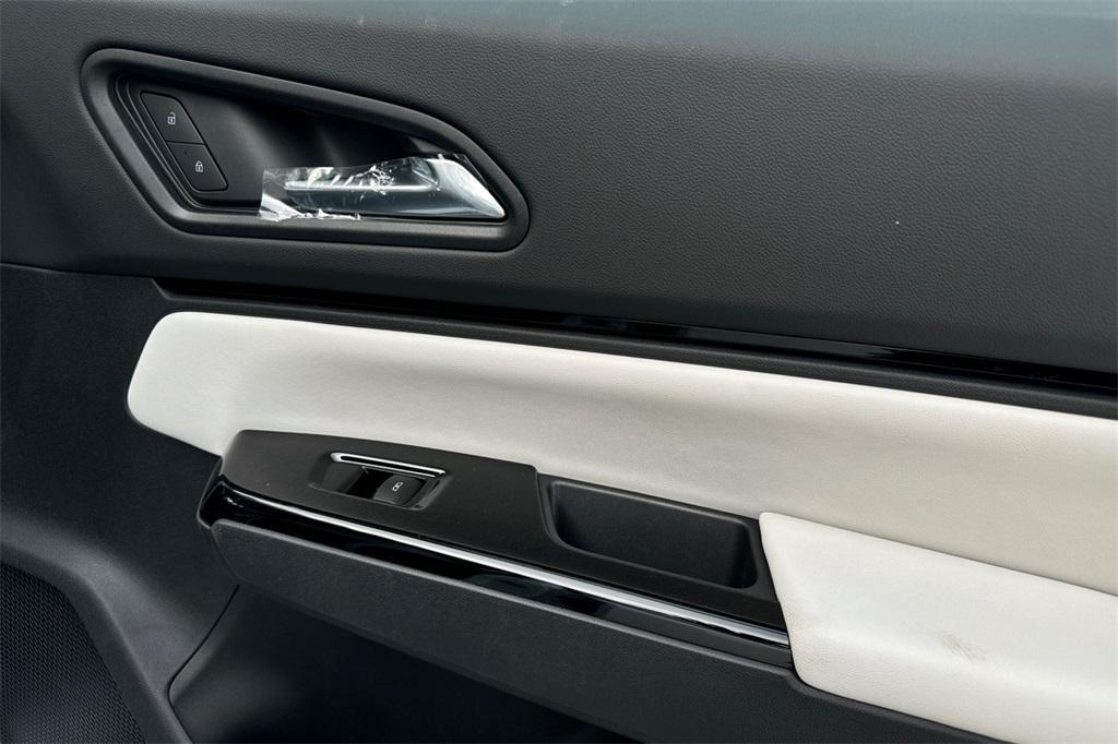 new 2025 Honda Prologue car, priced at $59,805