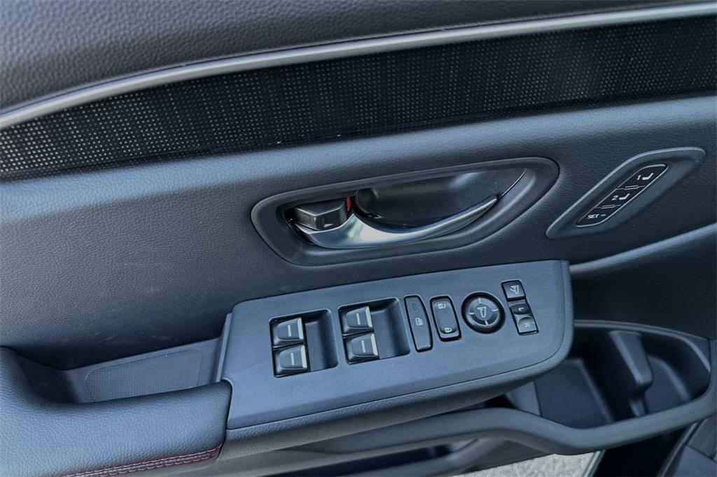 new 2025 Honda Pilot car, priced at $57,215