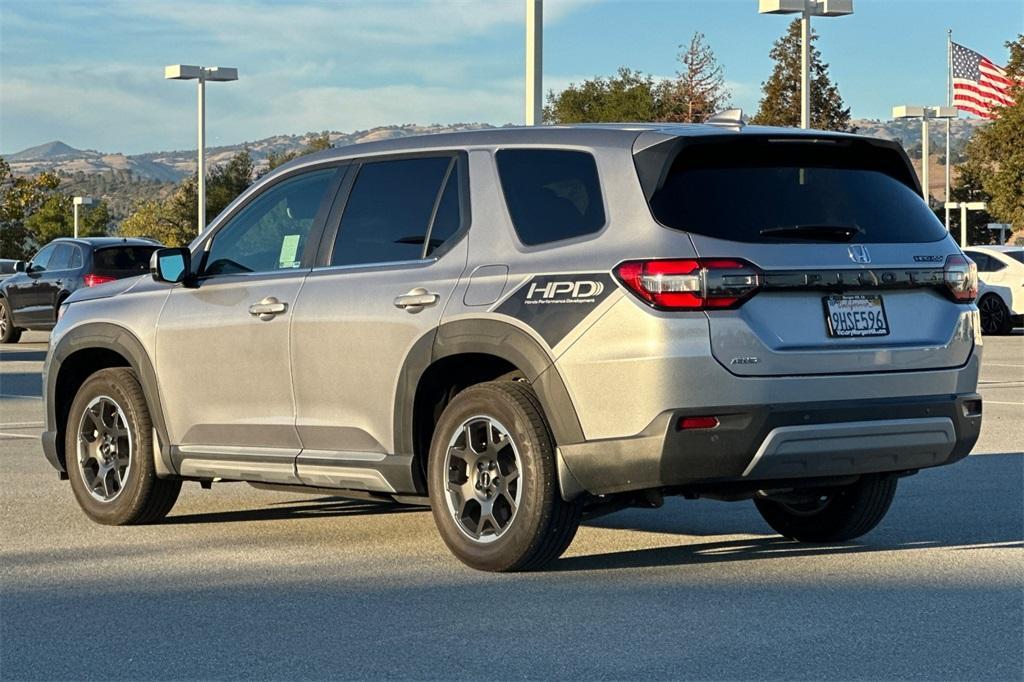 used 2023 Honda Pilot car, priced at $37,741