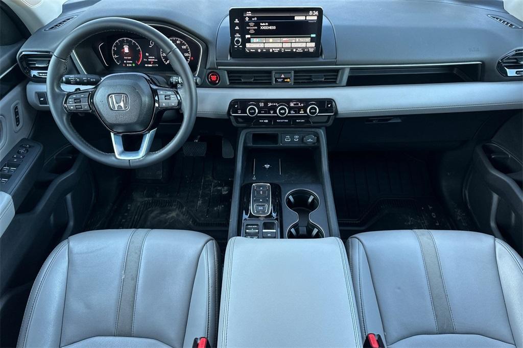 used 2023 Honda Pilot car, priced at $37,741