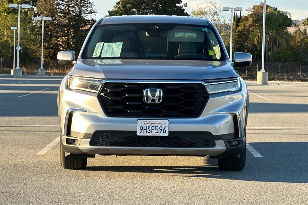 used 2023 Honda Pilot car, priced at $37,741