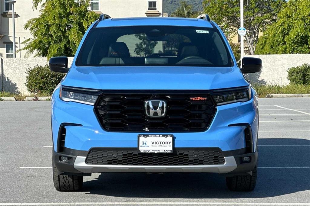 new 2025 Honda Pilot car, priced at $51,430