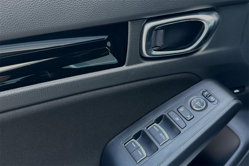 new 2025 Honda Civic Hybrid car, priced at $30,555