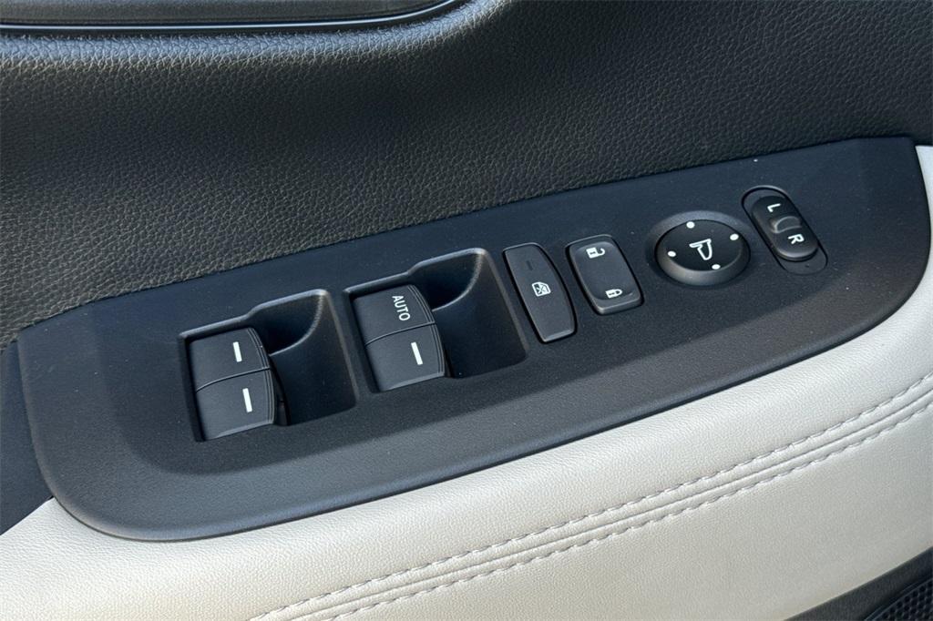 new 2026 Honda HR-V car, priced at $28,105