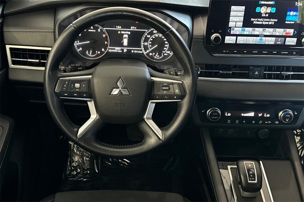 used 2024 Mitsubishi Outlander car, priced at $30,008