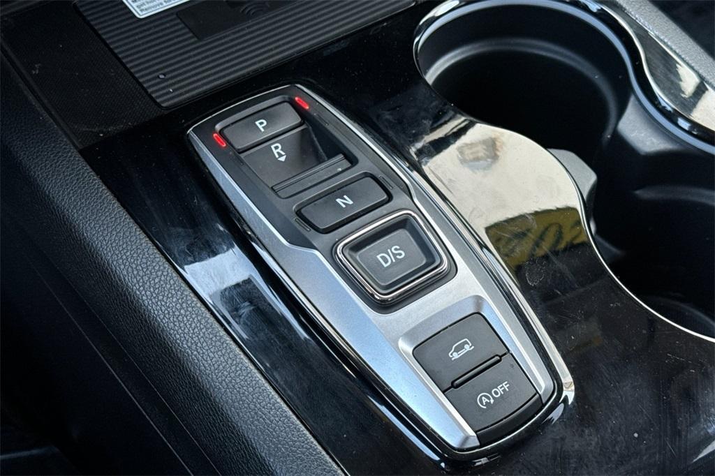 used 2022 Honda Pilot car, priced at $39,215