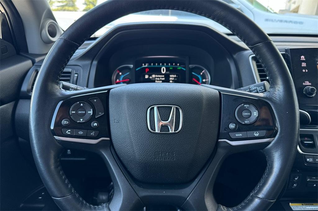 used 2022 Honda Pilot car, priced at $39,215