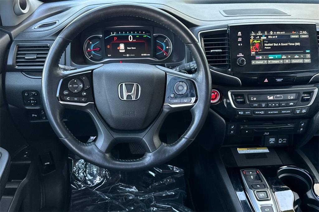 used 2022 Honda Pilot car, priced at $39,215