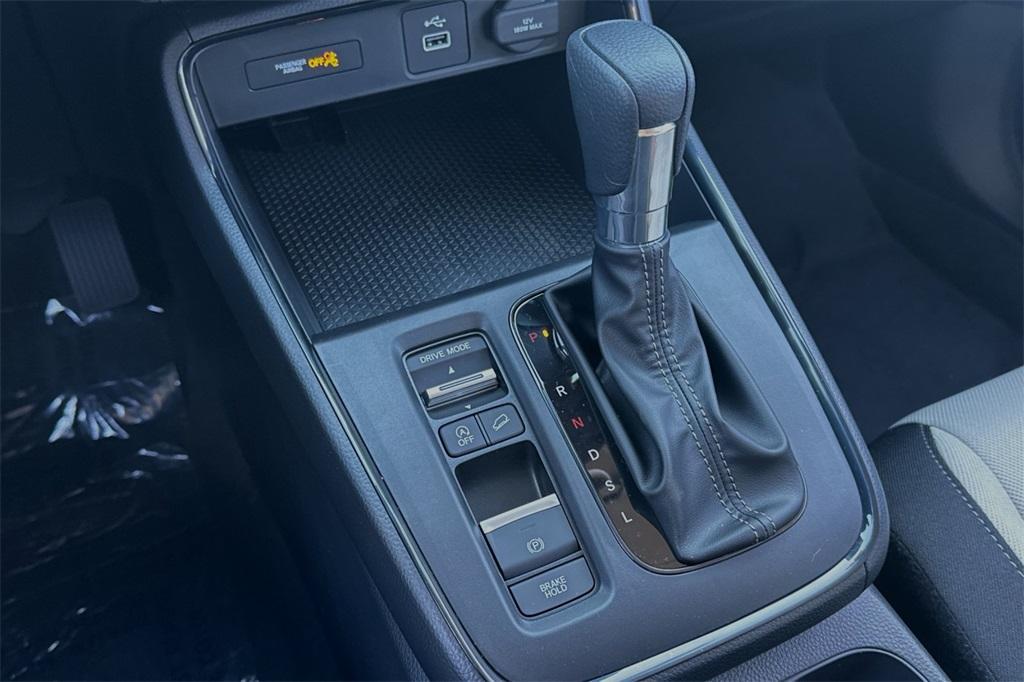 new 2025 Honda CR-V car, priced at $31,950
