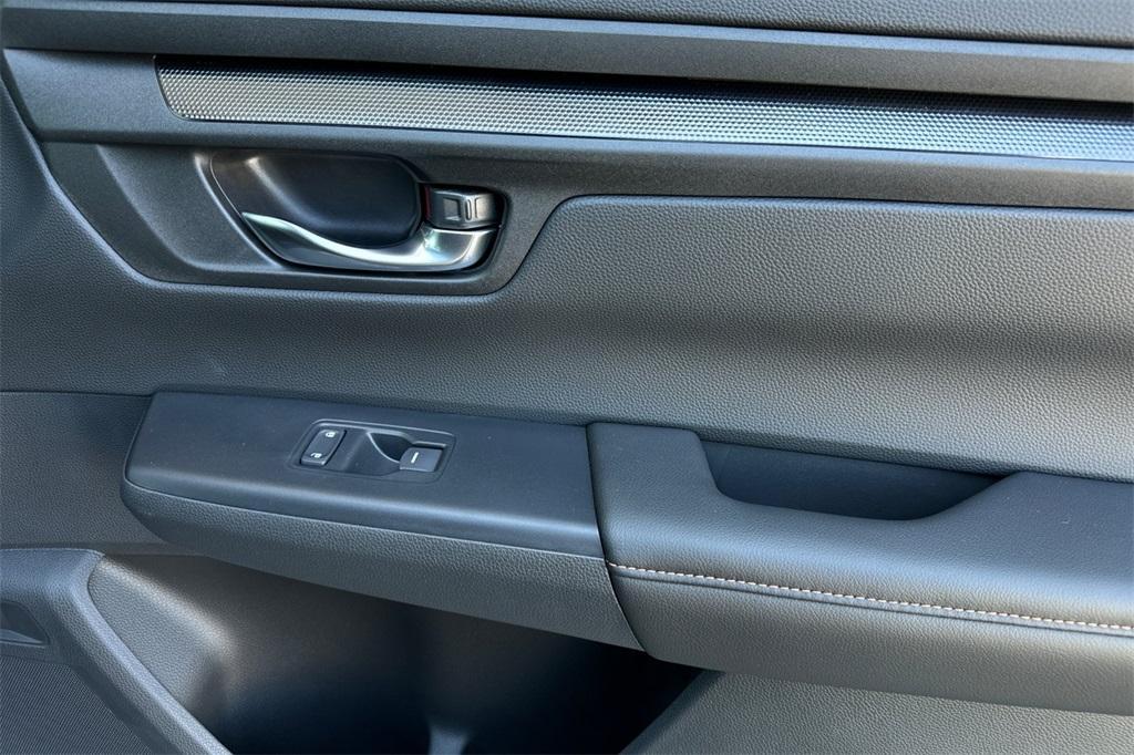 new 2026 Honda CR-V Hybrid car, priced at $40,120