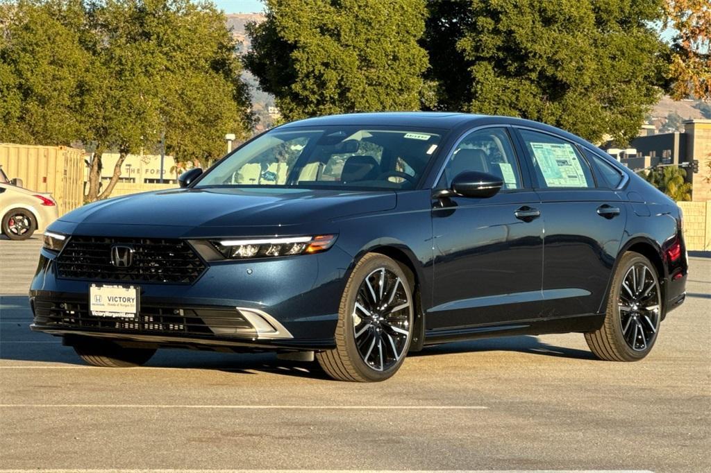 new 2025 Honda Accord Hybrid car, priced at $40,450
