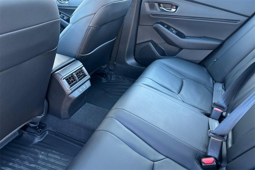 new 2025 Honda Accord Hybrid car, priced at $40,450