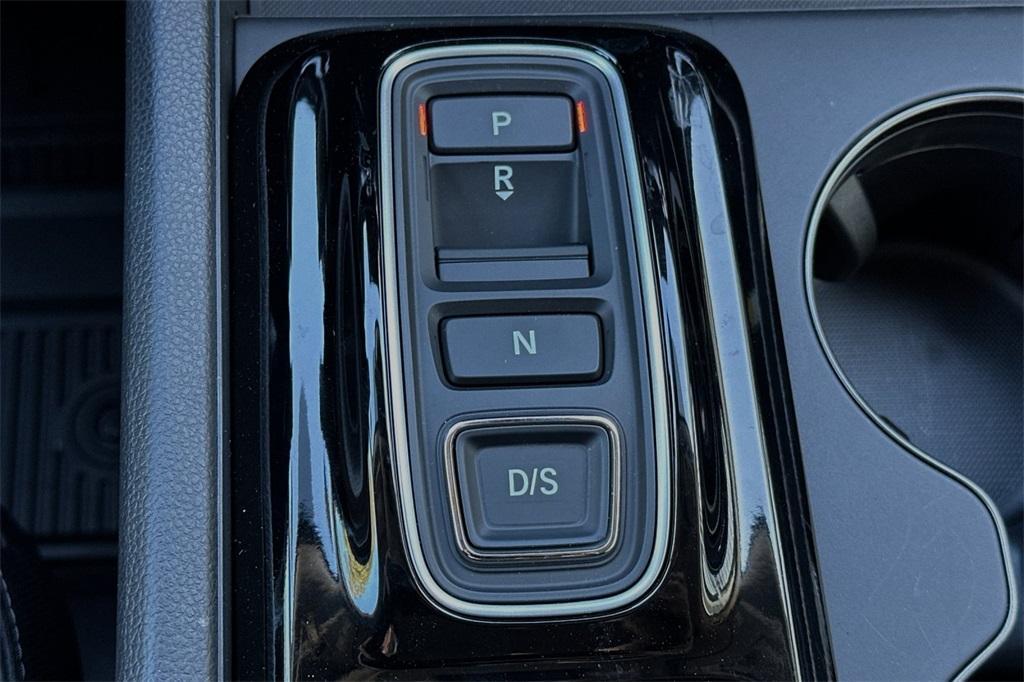 new 2025 Honda Pilot car, priced at $46,180