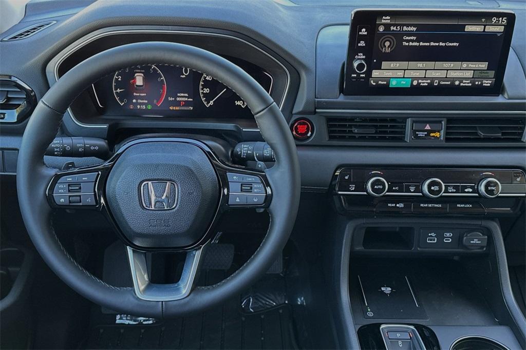 new 2025 Honda Pilot car, priced at $46,180