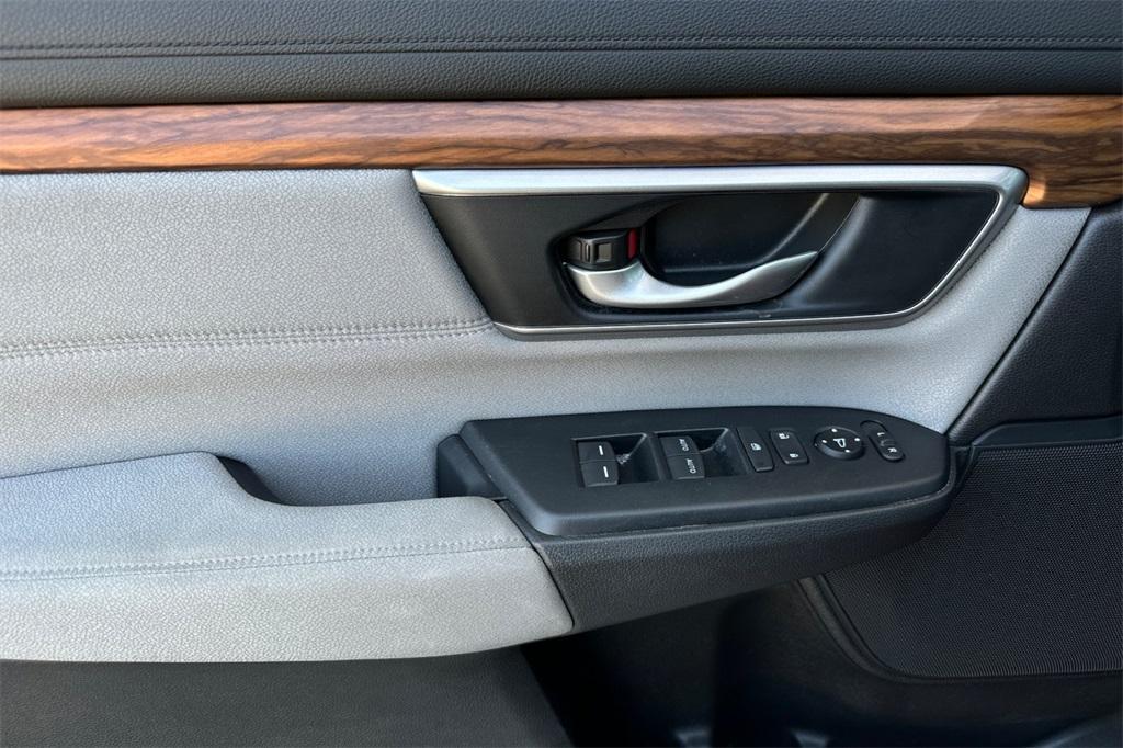 used 2022 Honda CR-V car, priced at $27,389