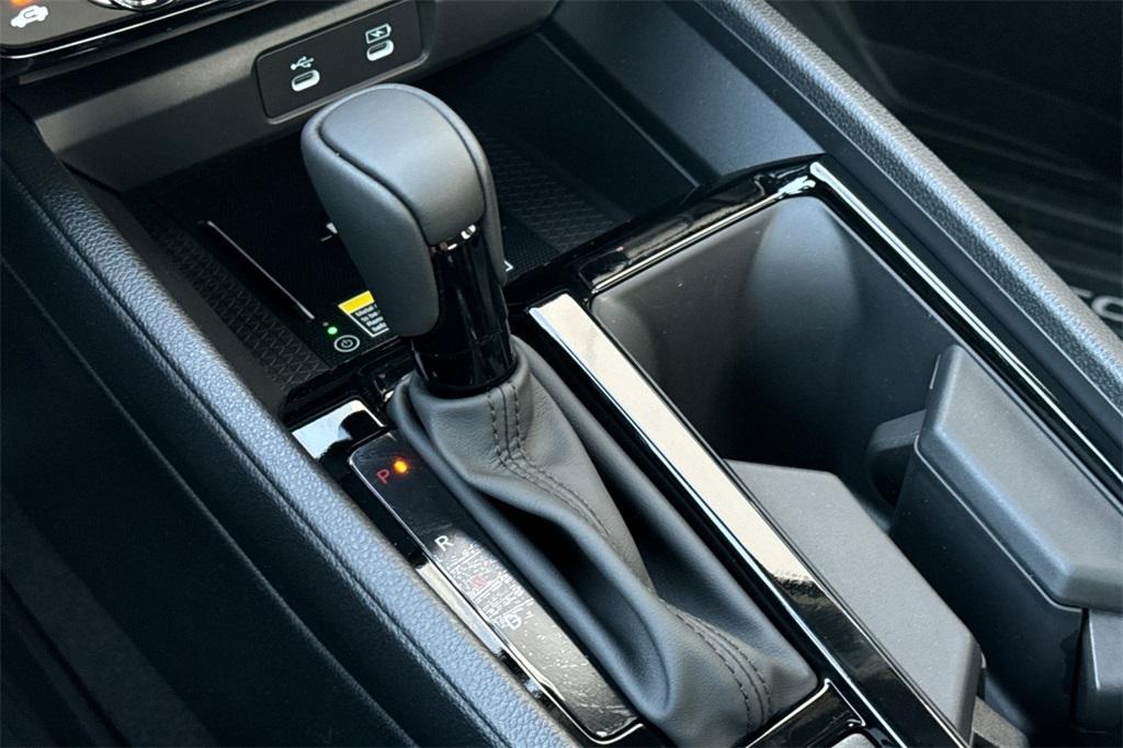 new 2025 Honda Accord Hybrid car, priced at $35,685