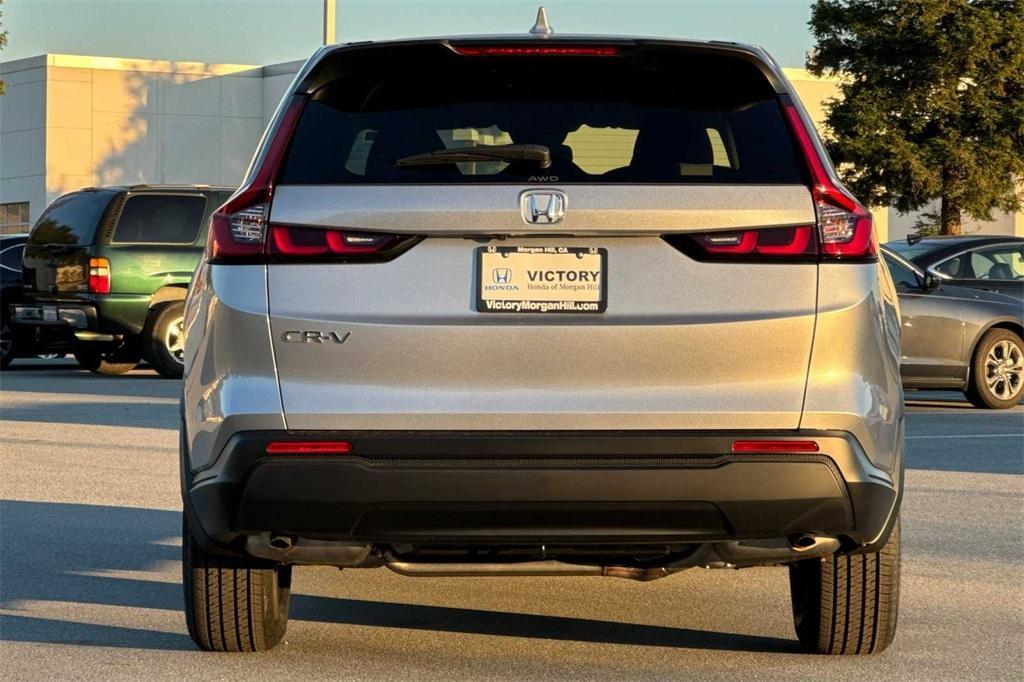 new 2025 Honda CR-V car, priced at $32,950