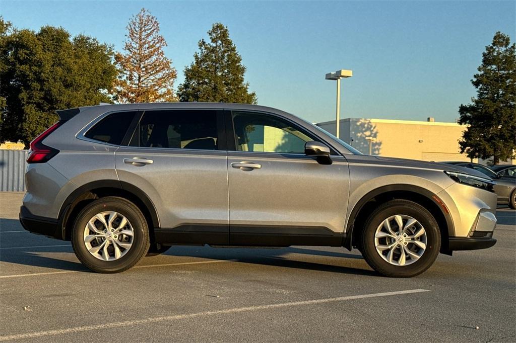 new 2025 Honda CR-V car, priced at $32,995