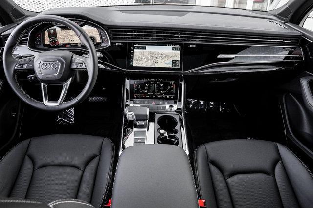 new 2025 Audi Q7 car, priced at $75,745