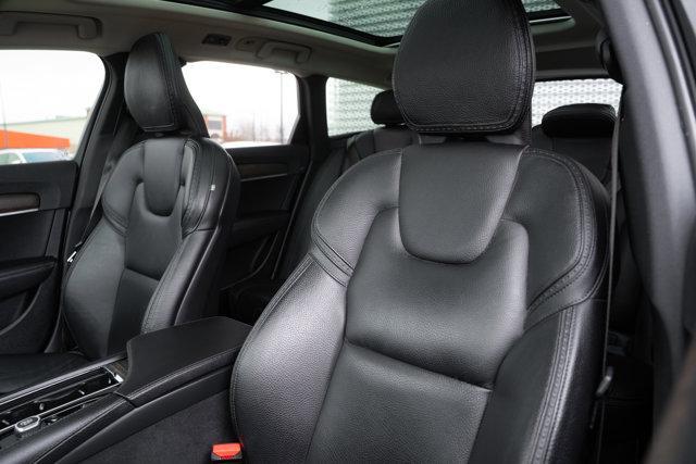 used 2020 Volvo V90 Cross Country car, priced at $29,850