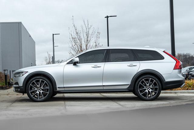 used 2020 Volvo V90 Cross Country car, priced at $29,850
