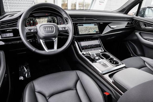 new 2025 Audi Q7 car, priced at $69,400