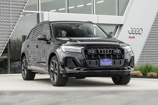 new 2025 Audi Q7 car, priced at $77,750
