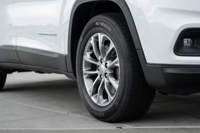 used 2019 Jeep Cherokee car, priced at $13,920