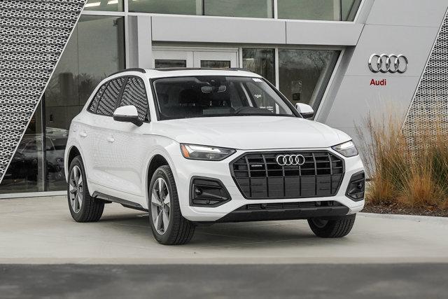 new 2025 Audi Q5 car, priced at $53,530