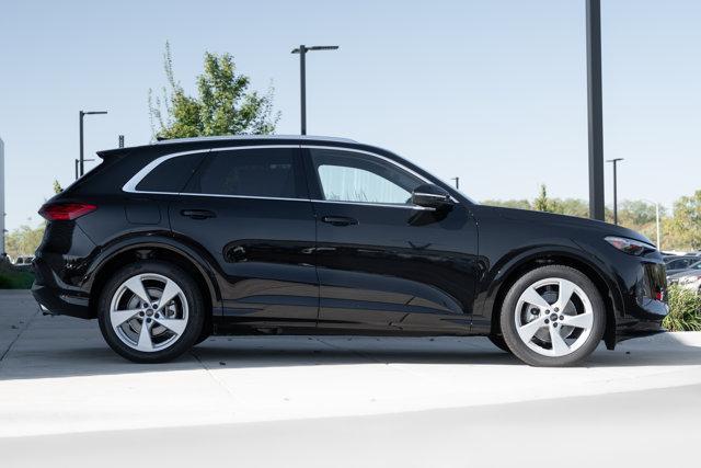 new 2025 Audi Q5 car, priced at $59,602