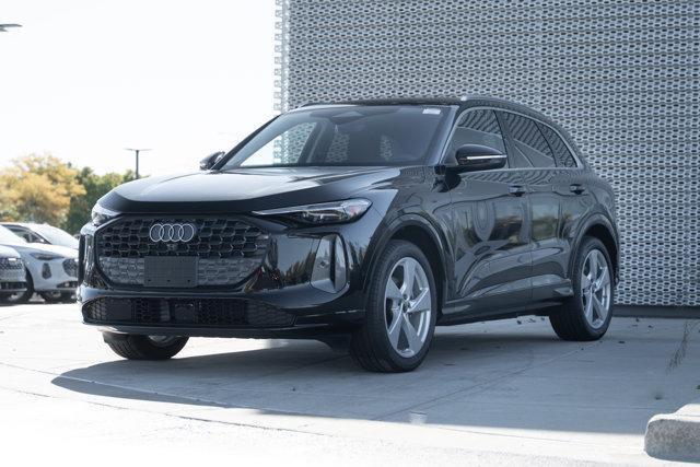 new 2025 Audi Q5 car, priced at $59,602