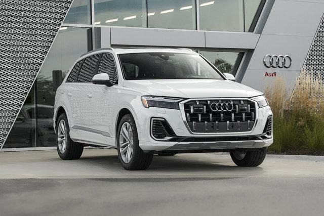 new 2025 Audi Q7 car, priced at $72,155