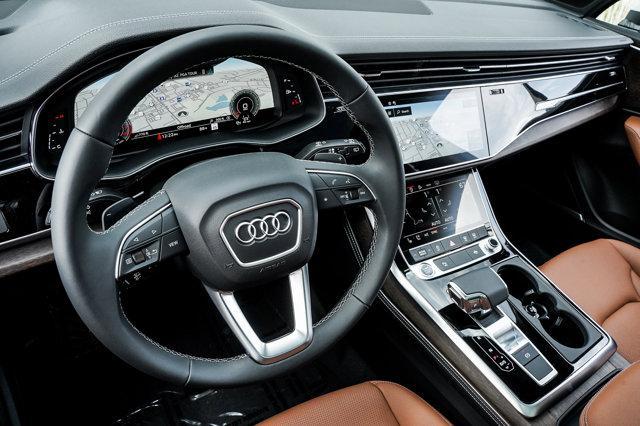 new 2025 Audi Q7 car, priced at $68,923