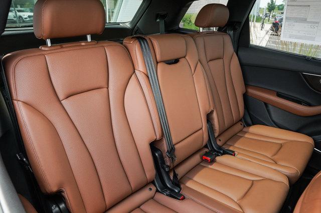 new 2025 Audi Q7 car, priced at $68,923
