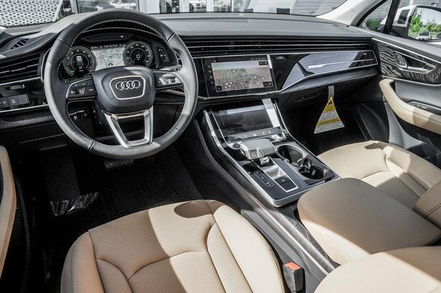 new 2025 Audi Q7 car, priced at $70,015