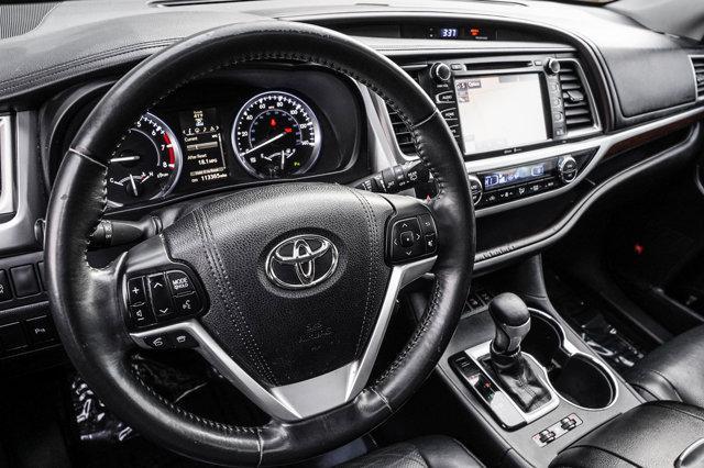 used 2015 Toyota Highlander car, priced at $19,880