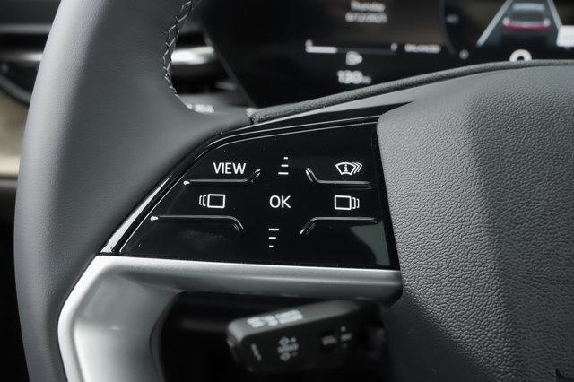 new 2025 Audi Q5 car, priced at $60,975