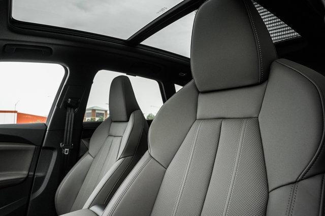 new 2025 Audi Q5 car, priced at $60,975