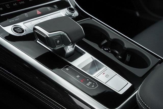 new 2025 Audi Q7 car, priced at $83,840