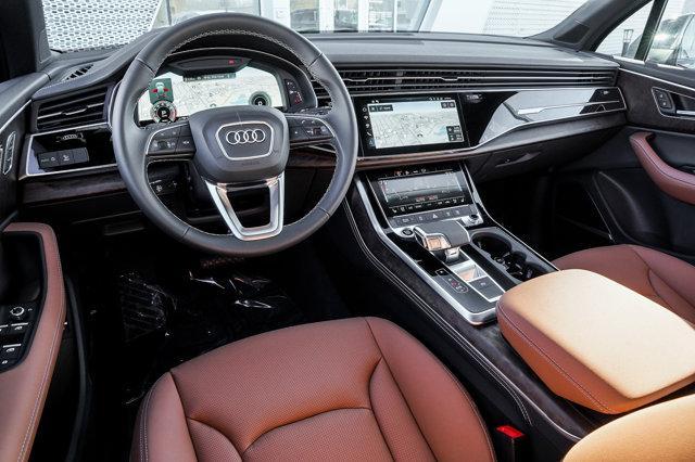 new 2025 Audi Q7 car, priced at $77,695