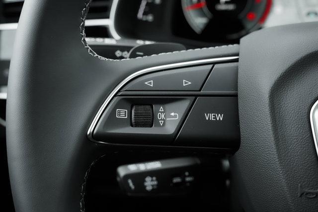 new 2025 Audi Q7 car, priced at $77,970