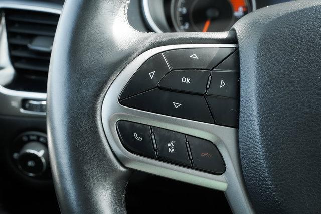 used 2019 Jeep Cherokee car, priced at $15,958