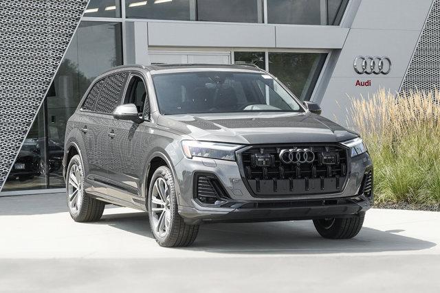 new 2025 Audi Q7 car, priced at $64,022